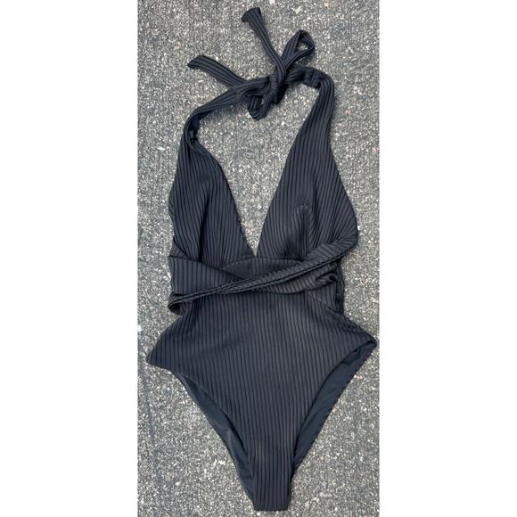 LSPACE Coast to Coast Halter One-Piece Swimsuit Size Medium - Picture 11 of 13
